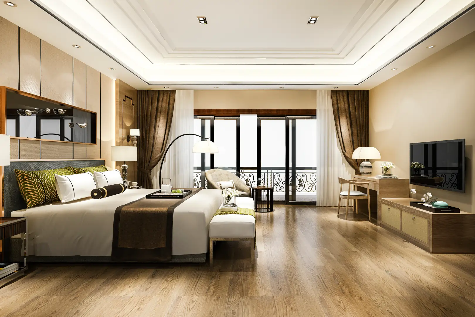 Hotels & Restaurants